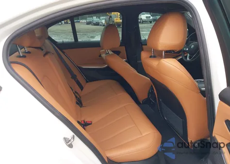 2022 BMW 330I z USA, uszkodzony, nr VIN 3MW5R1J05N8C31082